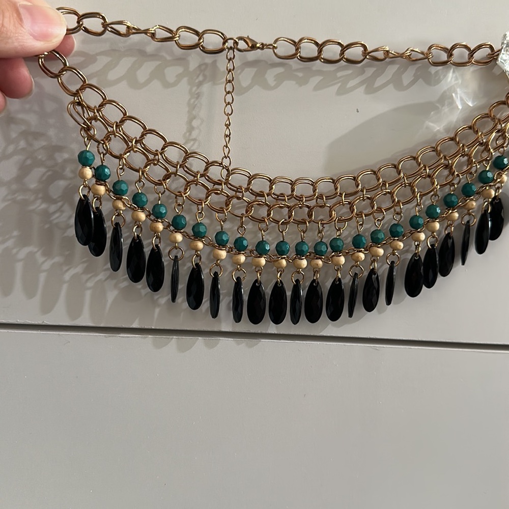 Necklace - Picture 2 of 4